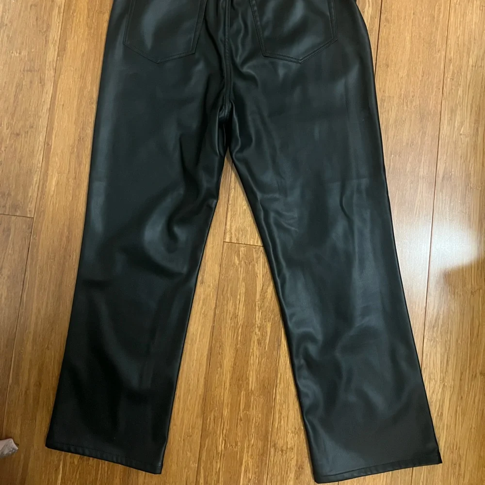 LOFT Black Straight Leg Pants - Picture 2 of 4